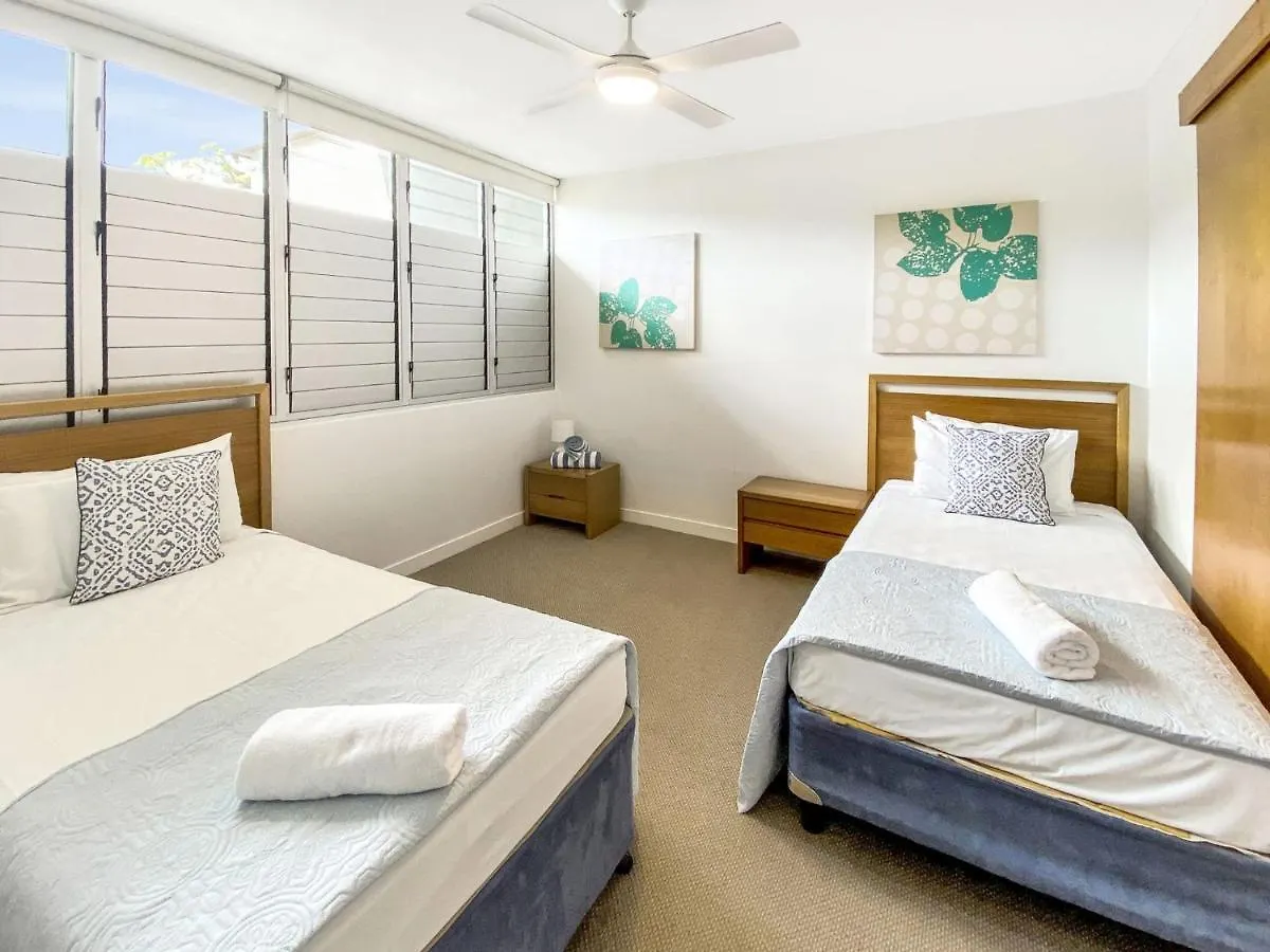 נלי ביי 1 Bright Point Apartment 4502
