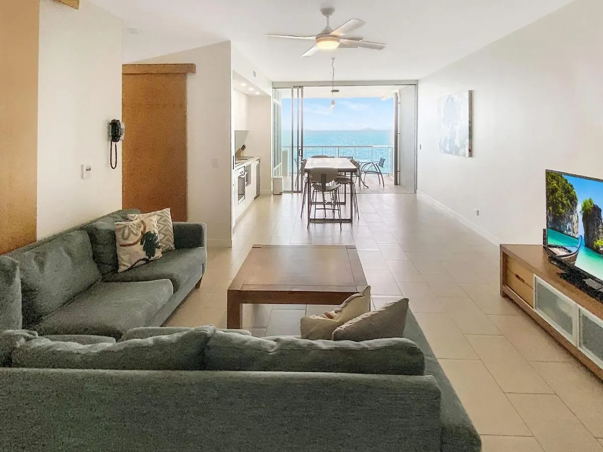 1 Bright Point Apartment 4502 Nelly Bay